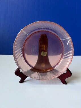 Set of 4 Arcoroc Rosaline Pink Swirl Glass Dinner Plates 9" Vintage France NOS